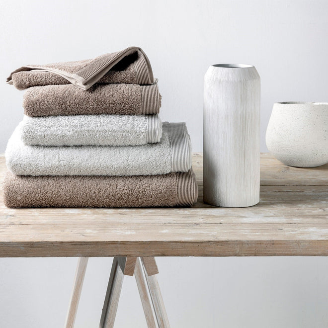 Como Douchelaken White Smoke